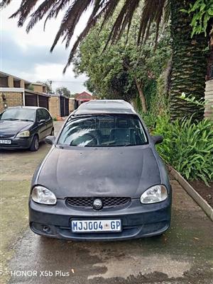 OPEL CORSA B BAKKIE 1.4..