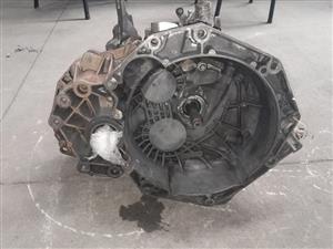 CHEVROLET CRUZE 2.2 Z22D MANUAL GEARBOX FOR SALE