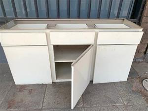 Kitchen cabinet with 3 drawers R