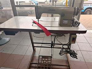 JUKI INDUSTRIAL SEWING MACHINE