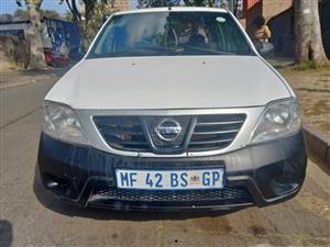 2017 Nissan Np200 1.6 Manual Petrol  White 95000kms