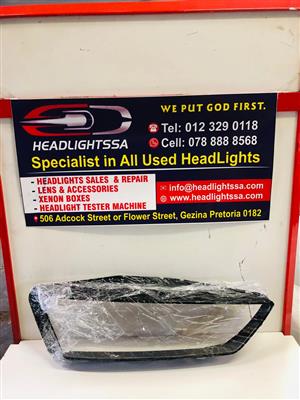 Audi R8 right side headlight replacement lens 