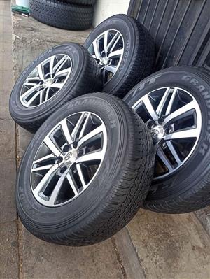 18 inch Toyota fortuner/Hilux Rims and tyres 265/60R18 available