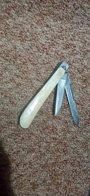 Pocket knife, original