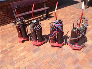 Porta Packs complete set has gas.