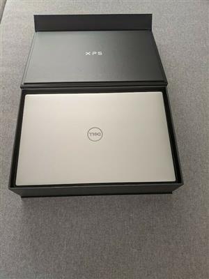 4 months old Dell XPS 13 9310