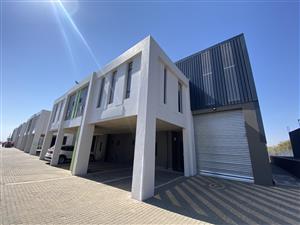 317m² A Grade Industrial Warehouse FOR LEASE in Corporate Park, Midrand