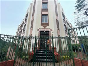 FULLY FURNISHED 1.5 BEDROOM IN ESSENWOOD