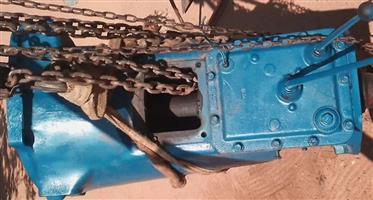 GEARBOX FOR NEW HOLLAND AND FORD TRACTORS 