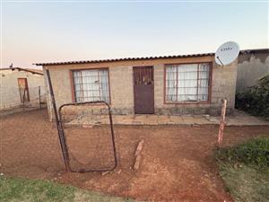 House For Sale in Tsakane