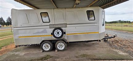 Crisbox 4 Berth Horsebox