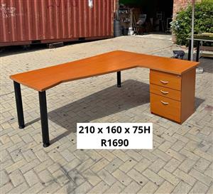 OFFICE LSHAPE DESK WITH DRAWERS