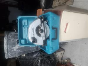 Makit 5704R Circular saw 8190mm