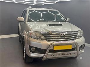 2014 TOYOTA  FORTUNER 3.0D-44D R/B A/T