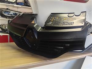2016 Renault Logan front bumper grill