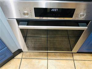 Bosch undercounter oven 600 ( HBJ 354 ES02) 