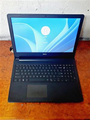 Clean Dell core i3 8gb ram 6th gen
