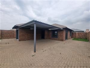 Modern Family Home for Sale in Secunda – Prime Location