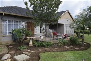 3 Bedrooms  home plus flatlet for sale in Elspark