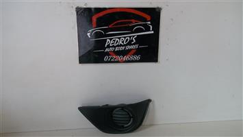 Toyota Innova right fog light cover