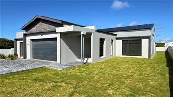 House For Sale in Kleinbaai