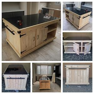 Kitchen Island Farmhouse Elegant series 1600 granite top with 4 doors and mobile Raw