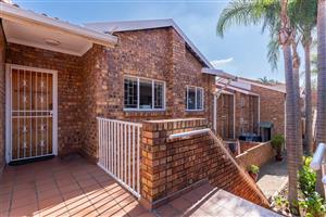 PERFECT, LARGE, SPACIOUS, UPSTAIRS LOCK UP AND GO UNIT.