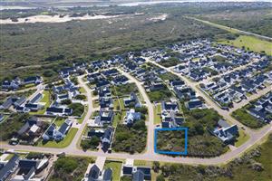 Seize this incredible opportunity to build your dream home on a spacious 850 sq/m level corner plot