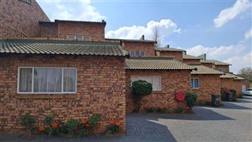 Townhouse For Sale in Horison