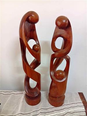 Solid wood figures