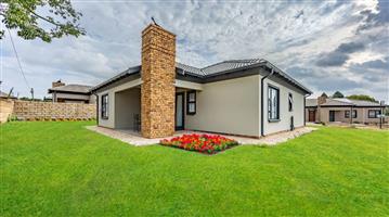 House For Sale in Rayton
