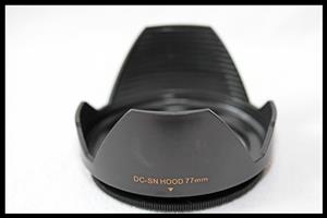 77mm - Petal Shaped Lens Hood
