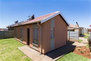 NEWLY BUILT HOUSES CLOSE TO GERMISTON WITH GOVERNMENT SUBSIDY