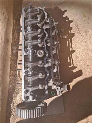 Hyundai h100 complete head and injector pump