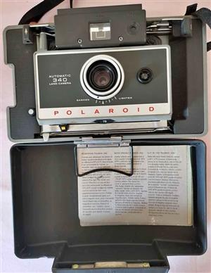 Polaroid 340 land camera