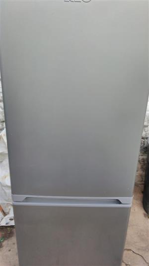 Metallic kic fridge /freezer 248L 