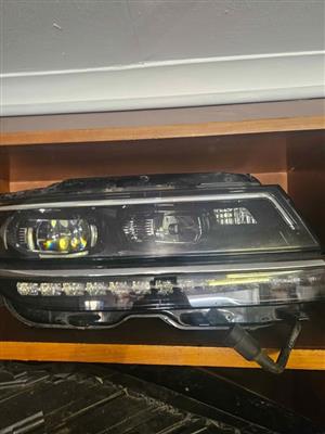 VW Tiguan Headlight Xenon and LED