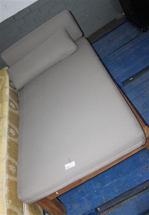 Brown and grey weatherlys lounge suite S045183B #Rosettenvillepawnshop