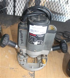 RYOBI R1000VA ROUTER S065566L