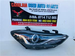 Hyundai Elantra Sport right side xenon headlight