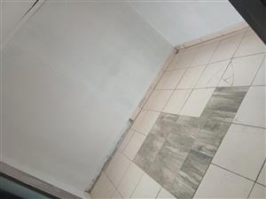 Rooms to rent, share bathroom and kitchen. Space for car parking