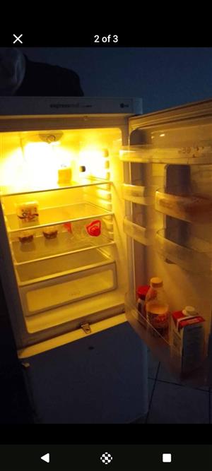LG EXPRESSCOOL FRIDGE FOR SALE 