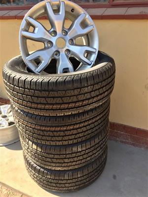 265/60/18 Continental CrossContact LX brand new set 