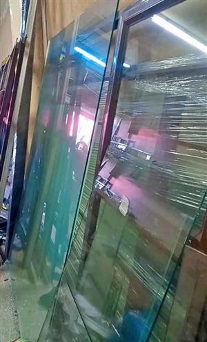 We sell and repair broken glass  Glass for sell and aluminium
