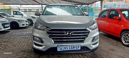 Hyundia Tucson 2.0 Automatic petrol