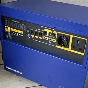 SunSynk loadshedder 2000,brand new!!