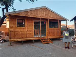 7mx7m Log Wood House