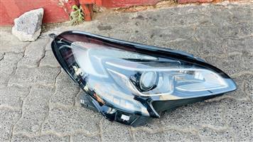 Opel Corsa E Xenon headlight