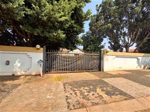 Family home in Clarina