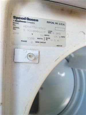 Tumble drier 8.2kg for sale for spare parts motor faulty  